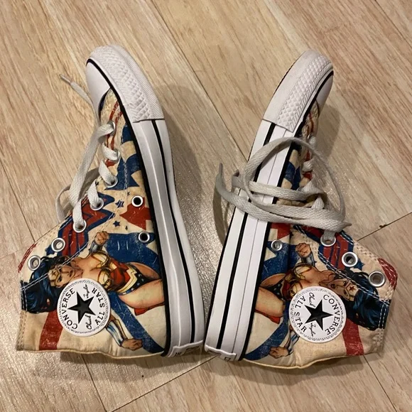 Converse Allstar Chuck Taylor unisex high top “Wonder Woman” sneakers - Picture 16 of 16